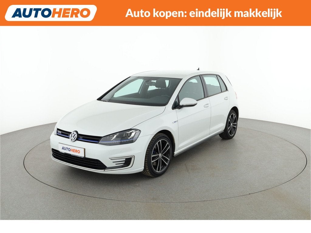 Volkswagen Golf 1.4 TSI GTE |KM96802| (bj 2015, automaat), Gebruikt, 4 cilinders, Met garantie (alle), Wit