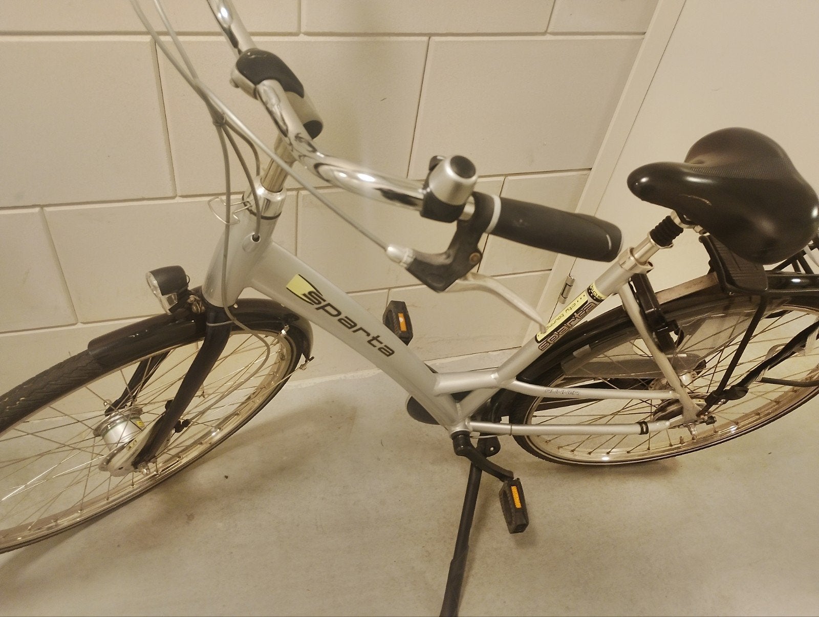 Sparta damesfiets - Zo goed als nieuw, Sparta, Velgrem, Versnellingen, Ophalen of Verzenden