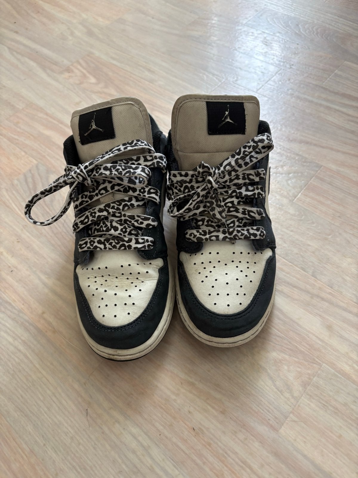 Jordan 1 Low maat 37,5, Ophalen, Gedragen, Zwart, Sneakers of Gympen
