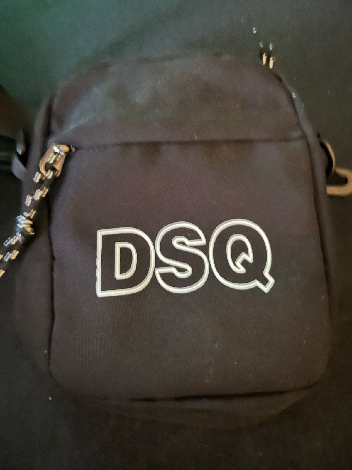 DSQUARED2 Schoudertasje Zwart - Stijlvol en Compact, Verzenden, Gebruikt, Zwart, Overige merken