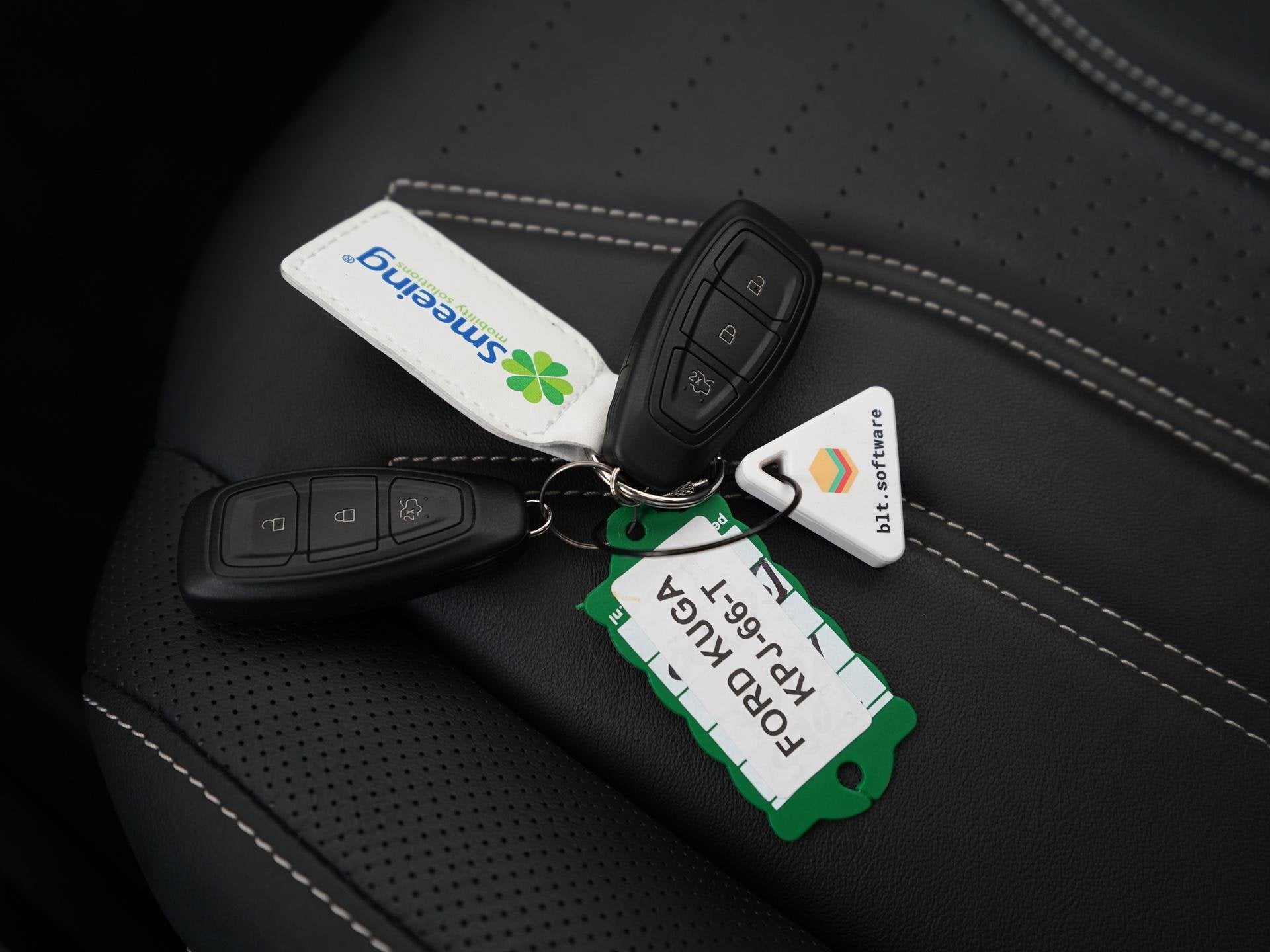 Foto 51 van Ford Kuga 2.5 PHEV Vignale | Panoramadak | ACC | Head Up | Z