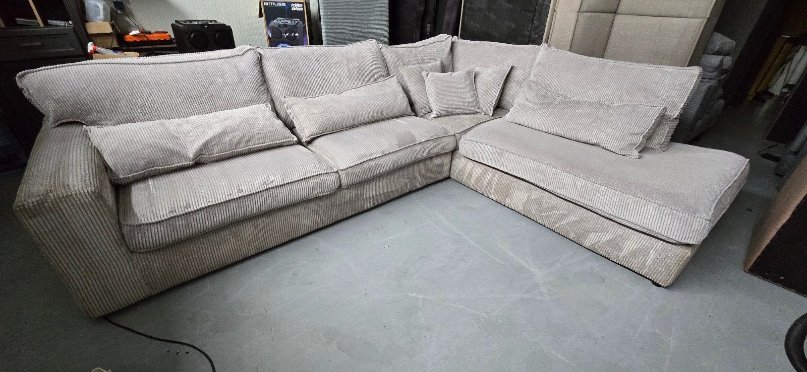 Inhouse Famanti Ribstof Hoekbank XXL - Comfortabel & Ruim, Gebruikt, Inhouse, Hoekbank, 300 cm of meer