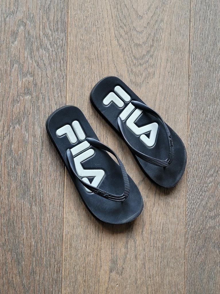 Badslippers Fila maat 33, Jongen of Meisje, Overige typen, Ophalen of Verzenden, Gebruikt