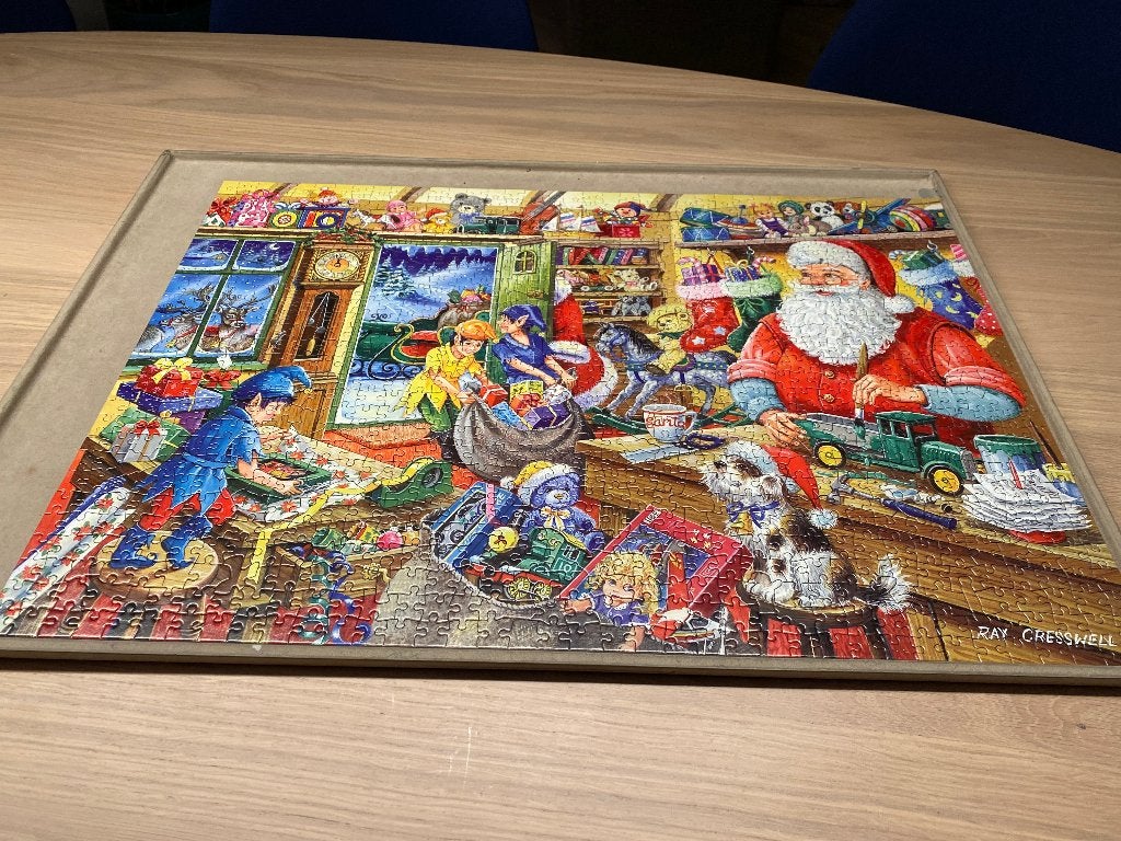 House of Puzzles Santa s workshop collectors item no 5, Ophalen of Verzenden, 500 t/m 1500 stukjes, Zo goed als nieuw, Legpuzzel