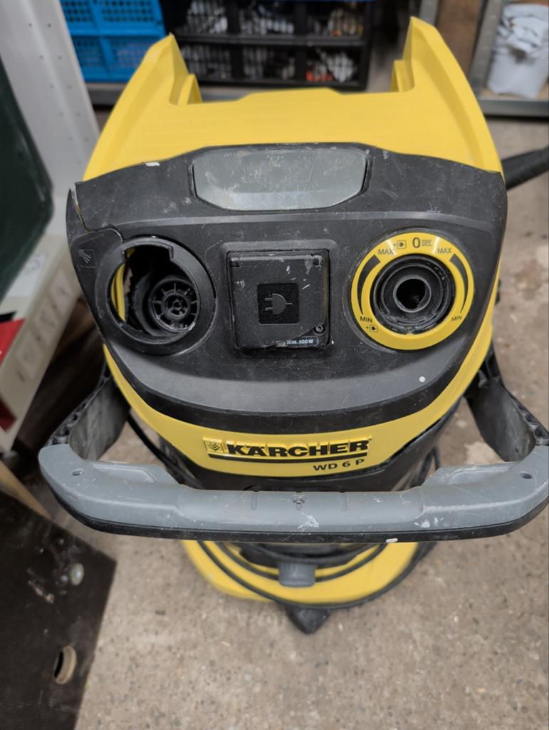 Kärcher WD 6 P Premium voor ONDERDELEN – Motor 100% goed, Ophalen