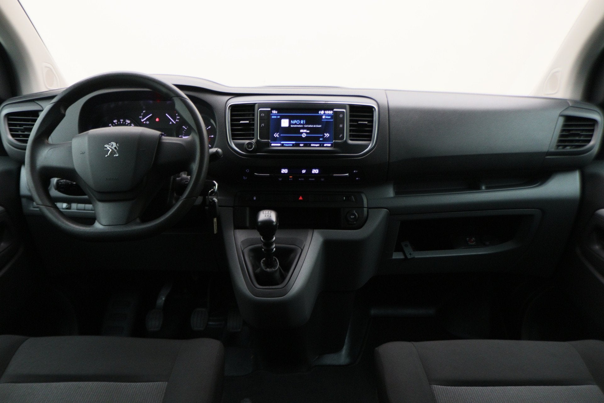 Peugeot Expert 2.0 BlueHDI 150 L3 Asphalt DC 4x4 Dangel 5-Zi, Parkeersensor, Stof, Gebruikt, 4 cilinders