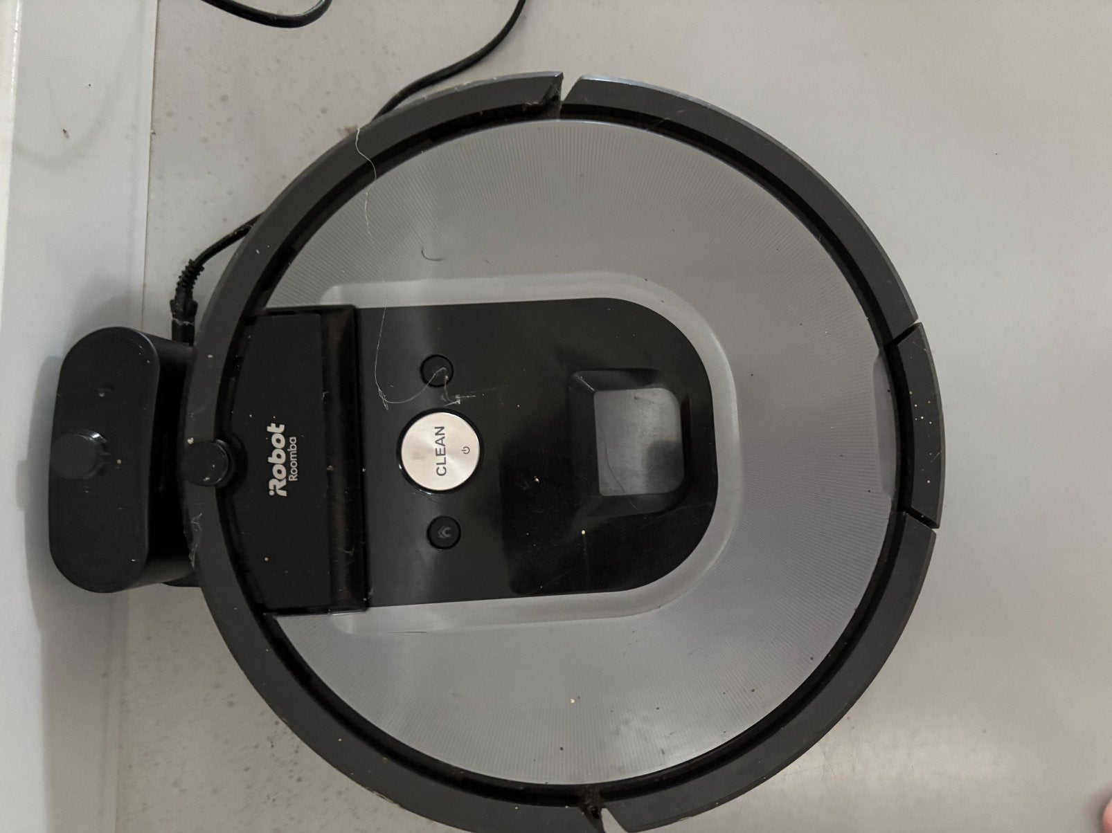 Roomba robot stofzuiger, Witgoed en Apparatuur, Ophalen, Gebruikt, Robotstofzuiger, Overige merken
