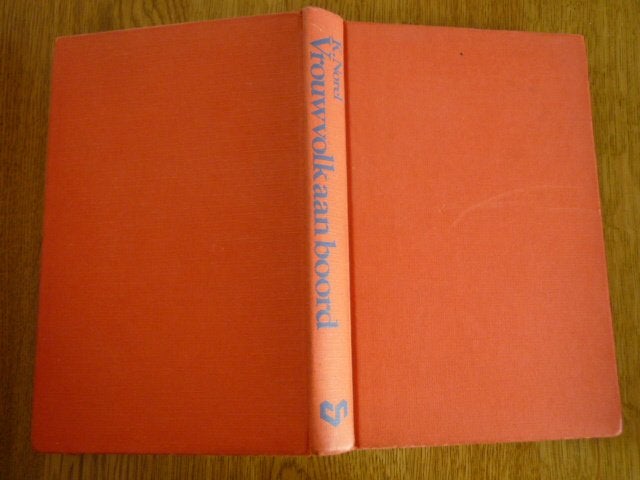 K. Norel - Vrouwvolk aan boord, Boeken, Ophalen of Verzenden, Gelezen, K. norel
