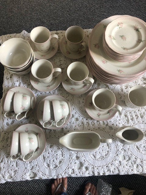 cambridge servies met roosjes, Ophalen of Verzenden, Zo goed als nieuw, Overige stijlen, Kop(pen) en/of Schotel(s)
