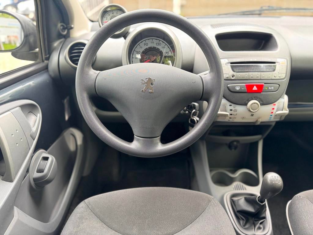 Peugeot 107 1.0-12V XS NWE APK Airco Lage KMS, Voorwielaandrijving, Euro 5, Stof, Gebruikt