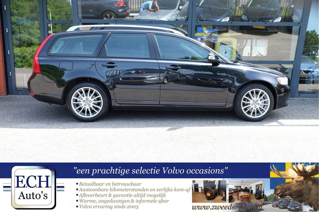 Volvo V50 2.4i 170 pk Aut. Edition II, Leer, 17 inch, Xenon, Gebruikt, Automatische klimaatregeling, Zwart, 2435 cc