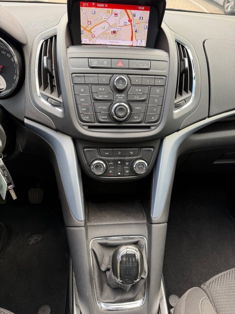 Opel ZAFIRA TOURER 1.6 CDTI Business+ 7p. PANO CAMERA TREKHA, Auto's, Opel, 1450 kg, 136 pk, Gebruikt, 4 cilinders