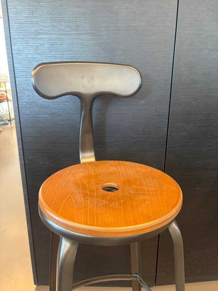 Chaises Nicolle design kruk / barkruk – hout & metaal, Huis en Inrichting, Barkrukken, 1 kruk, Ophalen, Hout, 60 tot 90 cm