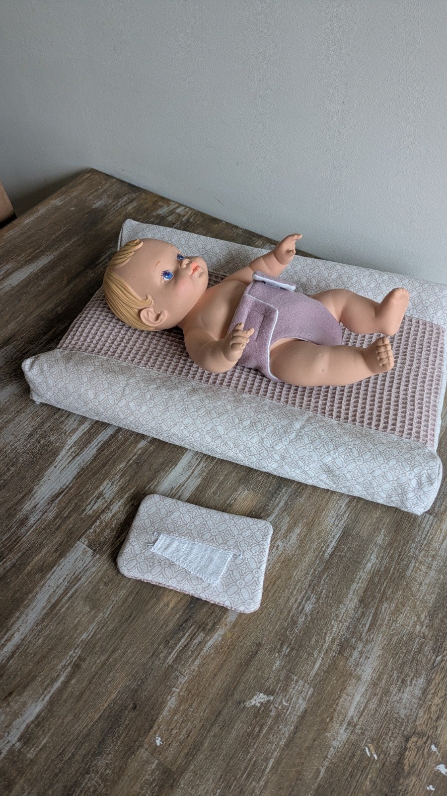 verschoon set met aankleedkussen voor Paola Reina - handgema, Ophalen of Verzenden, Nieuw, Babypop
