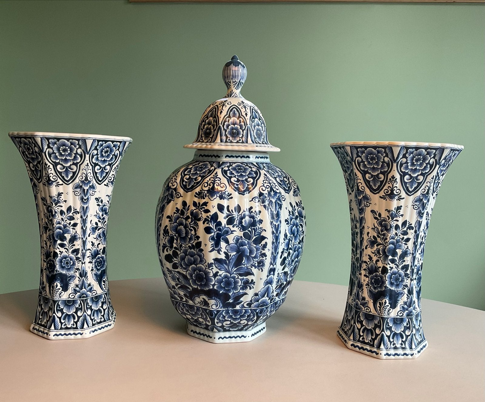 Oud Delft Delfts Blauw Vazen en Pot met Deksel - Onbeschadig, Ophalen