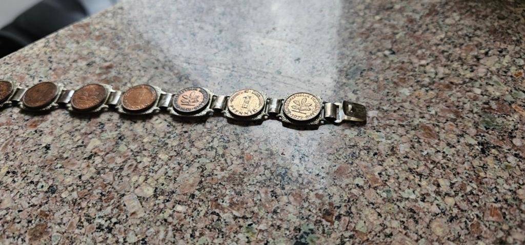 Vintage Duitse Bedelarmbanden Steden & Munten, Ophalen of Verzenden