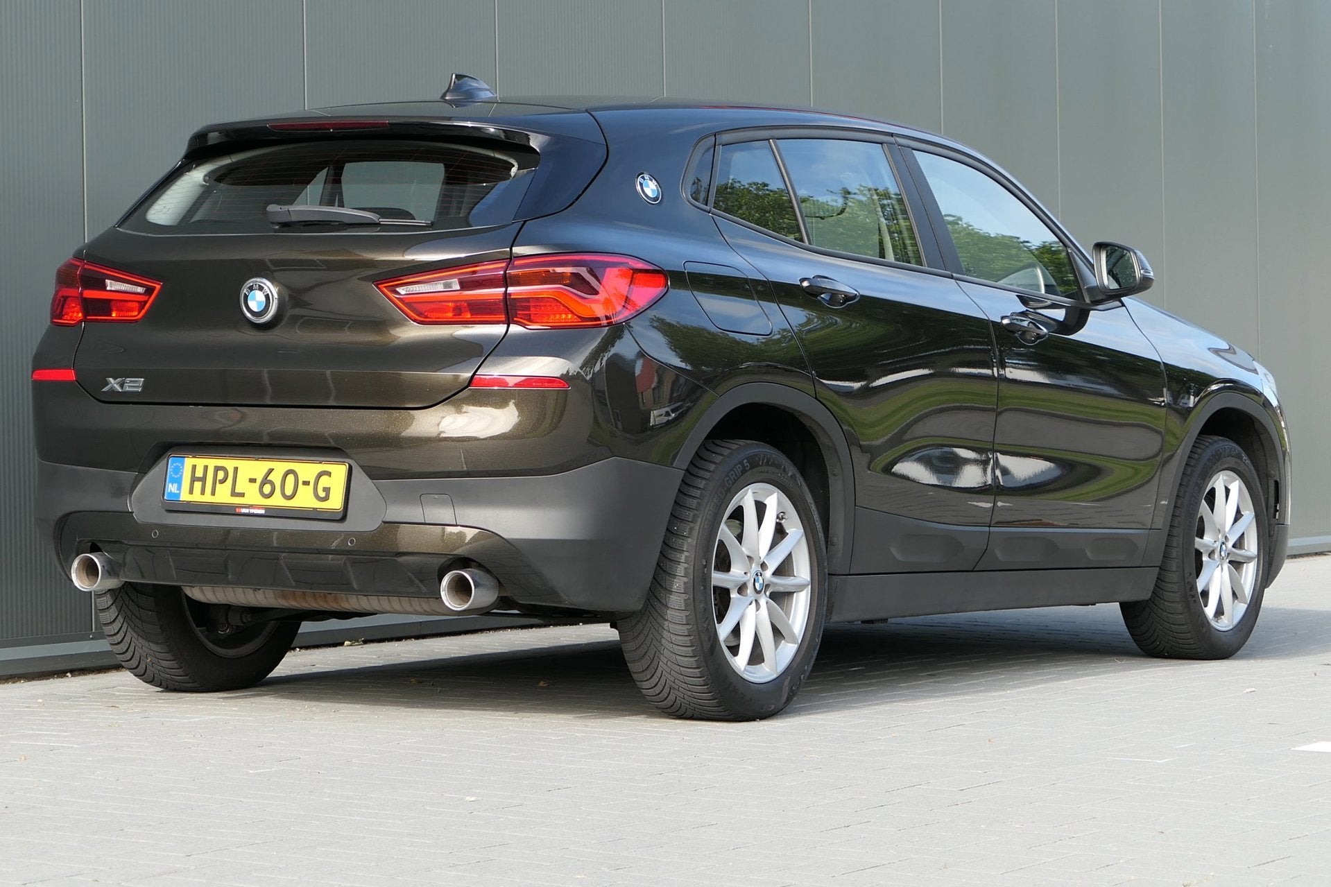 BMW X2 SDrive20i Executive, Auto's, 1998 cc, Bruin, 1435 kg, Bedrijf