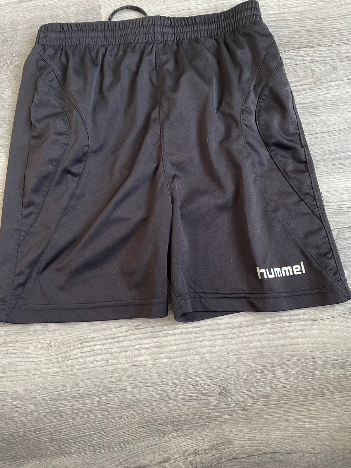 Hummel sportbroekje maat 152, Kinderen en Baby's, Kinderkleding | Maat 152, Ophalen of Verzenden, Zo goed als nieuw, Jongen of Meisje