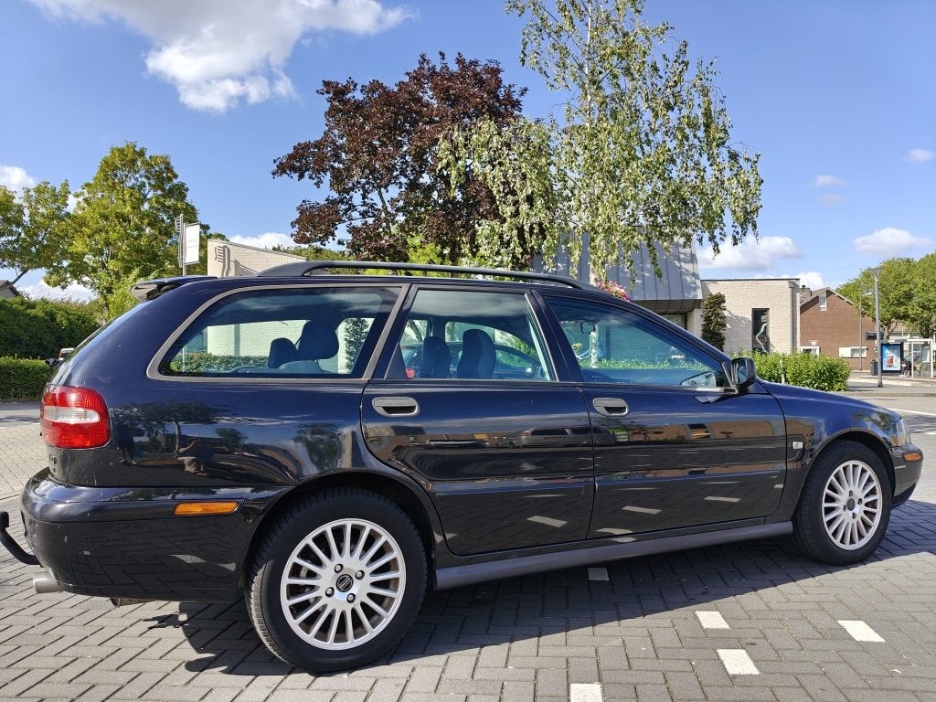 Volvo V40 2.0T 163 PK | APK 06-2027 | Handgeschakeld., Auto's, Volvo, 4 cilinders, Stationwagon, Handgeschakeld, Particulier