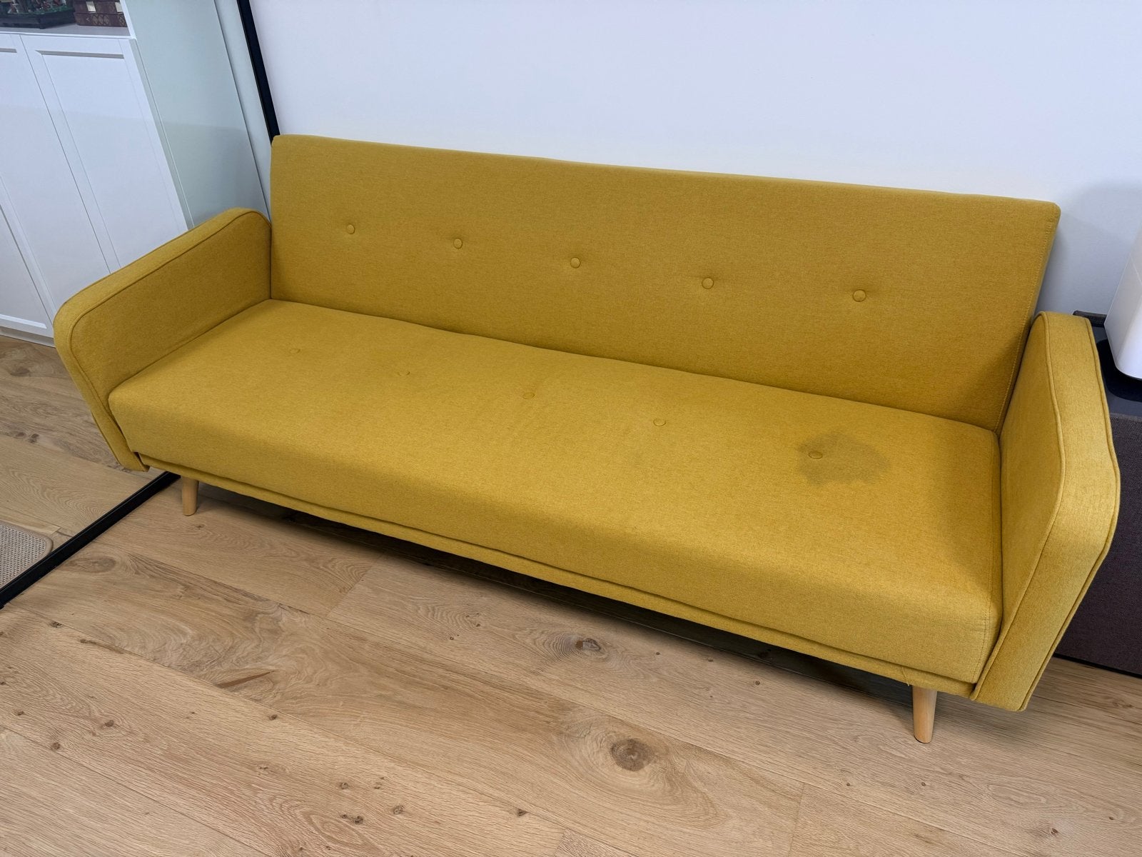 Gele slaapbank - MADE Chou model, Ophalen, Gebruikt, Geel, Tweepersoons