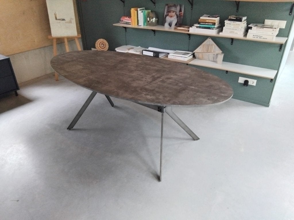 Ovale tafel betonlook 200 x 100 cm, Ophalen, Overige materialen, Gebruikt, 100 tot 150 cm