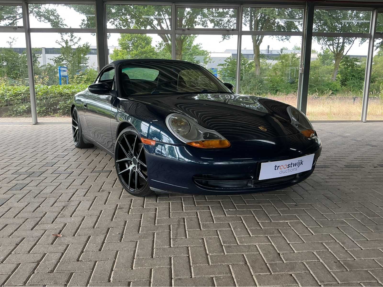 Porsche 911 Carrera Cabriolet 996 | 3.4 Carrera | 1998 | you, foto 3
