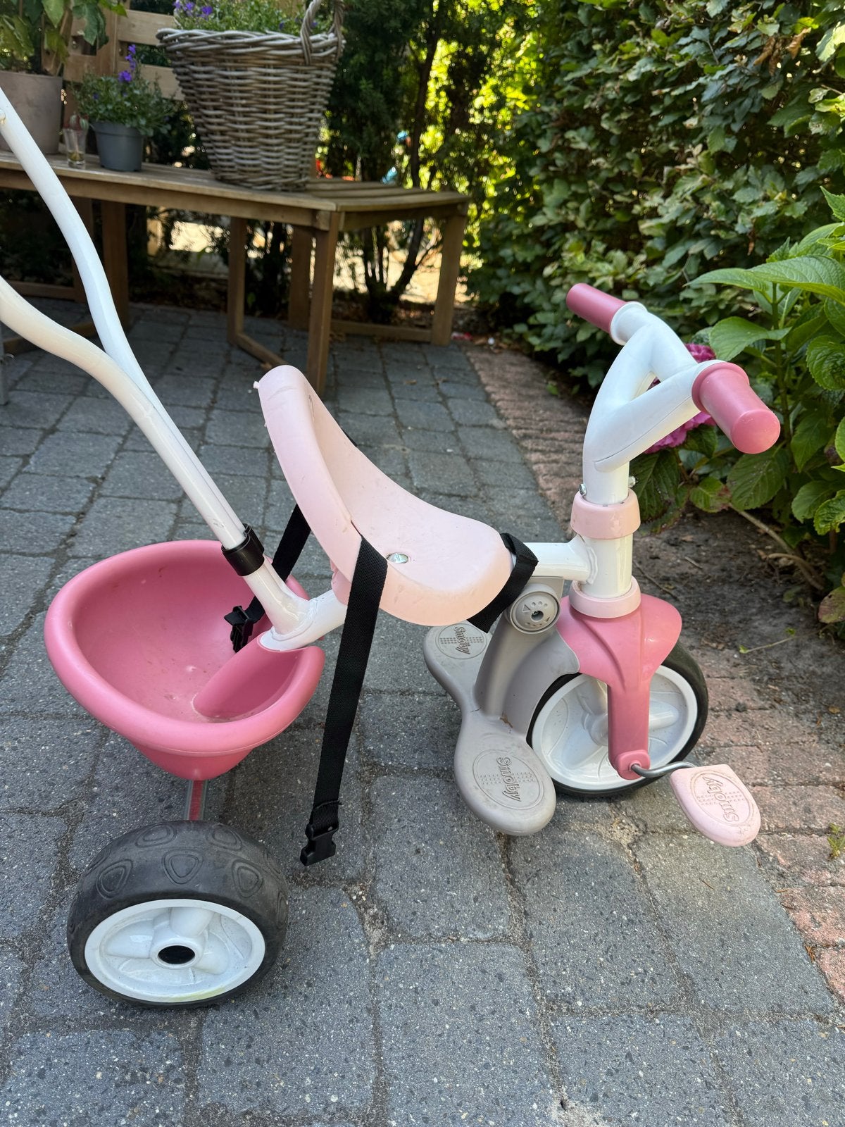 Smoby duwfietsje - Roze loopfiets met duwstang, Kinderen en Baby's, Speelgoed | Buiten | Voertuigen en Loopfietsen, Ophalen, Gebruikt