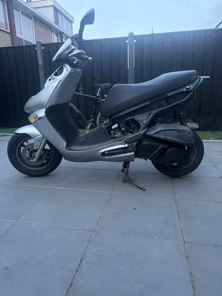 Aprilia leonardo 250, Fietsen en Brommers, Ophalen, 250 cc, Gebruikt, Overige modellen