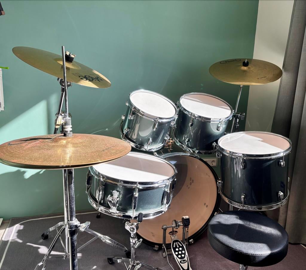 Pearl Forum Series Drumstel incl. kruk en drummat, Ophalen, Gebruikt, Pearl