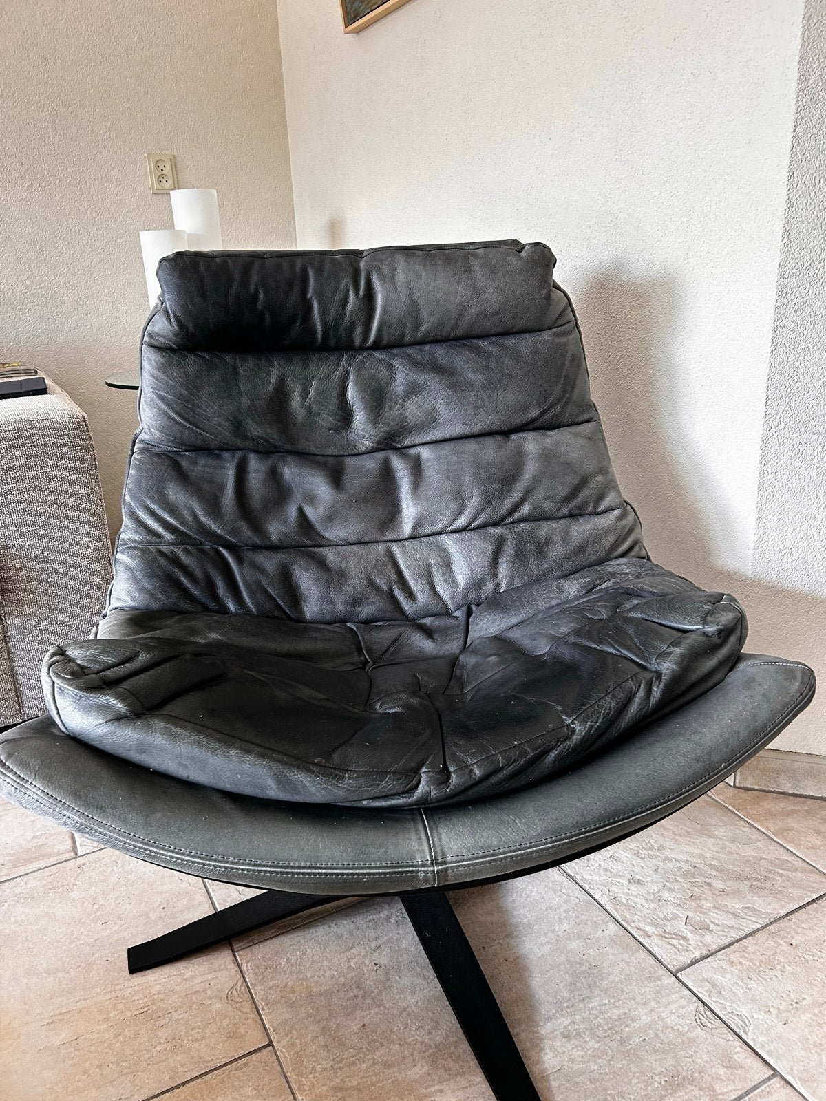 Comfortabele blauw leren fauteuil - Draaibaar, Huis en Inrichting, Stoelen, Ophalen, Gebruikt, Blauw, Leer