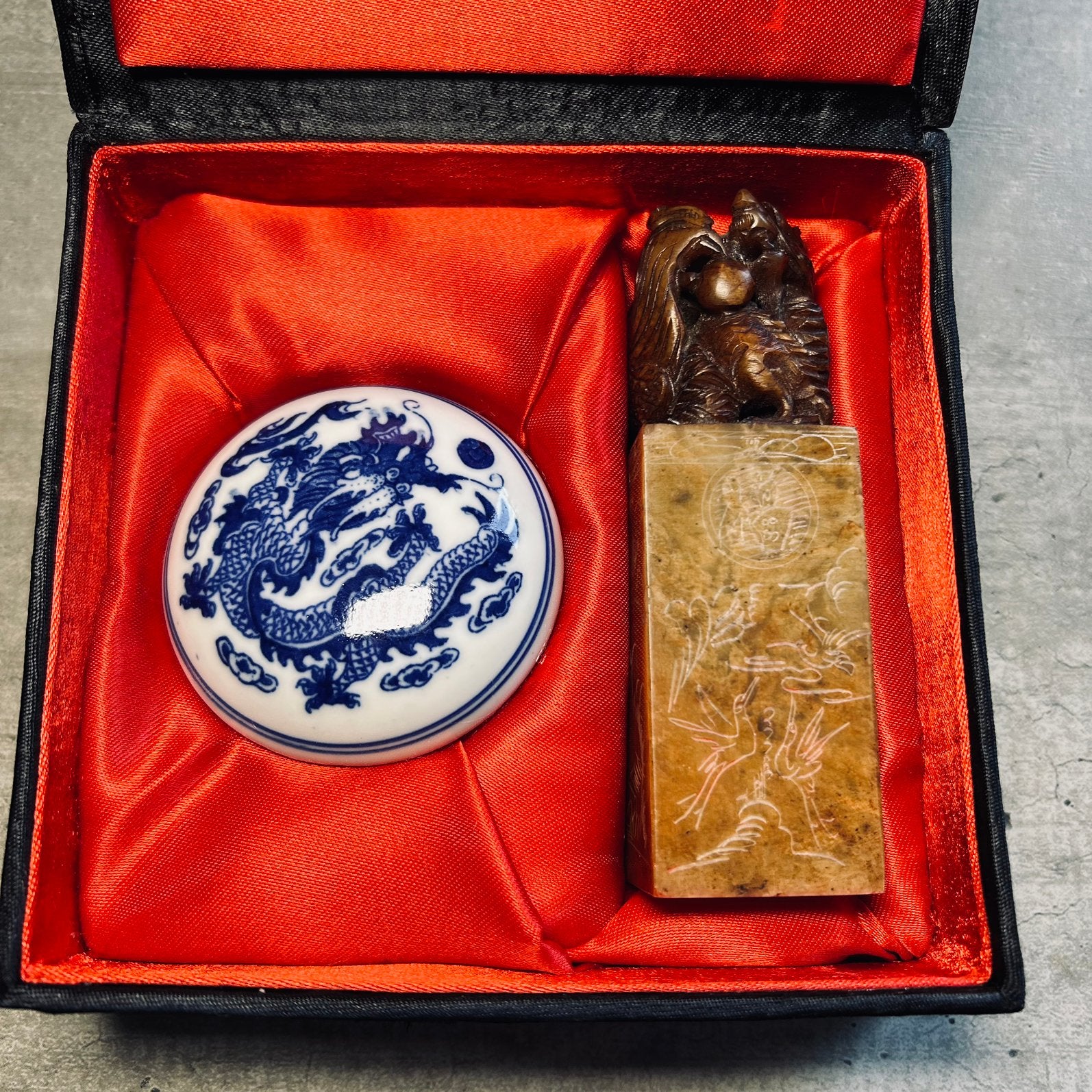 Chinese agaat stempel met draak en cinnabar inkt, Ophalen of Verzenden