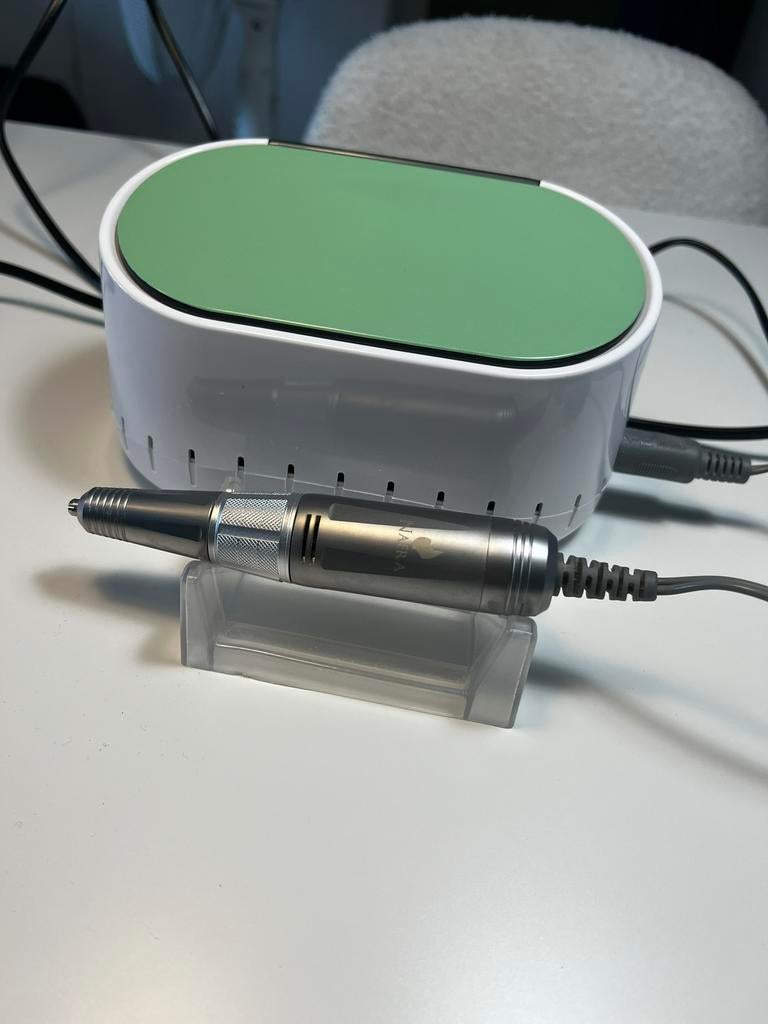 Naera nagelfrees 35000 RPM, Ophalen, Overige kleuren, Zo goed als nieuw, Handen en Nagels