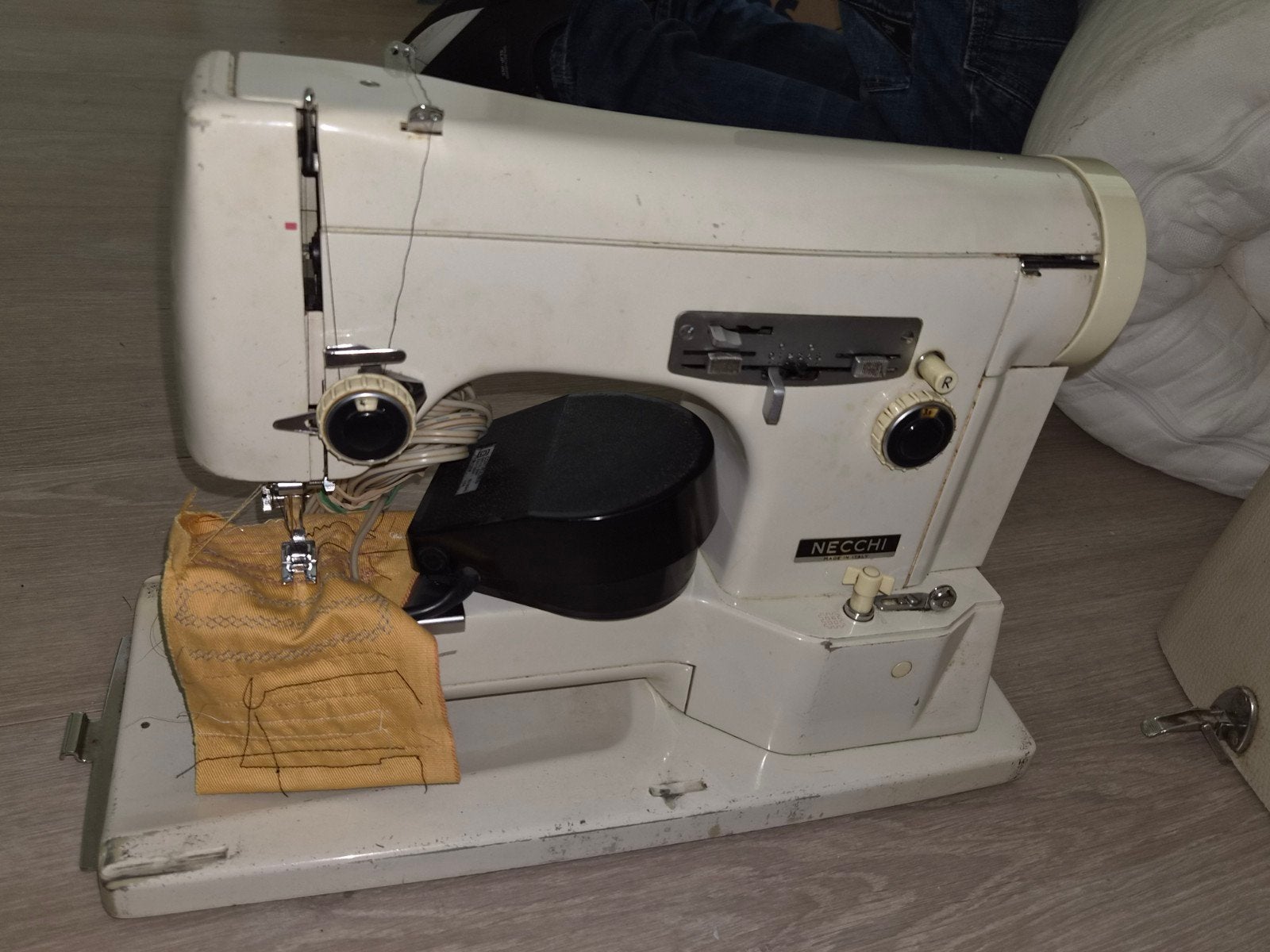 Vintage Necchi Lycia Naaimachine - degelijke klassieker!, Ophalen, Gebruikt, Naaimachine, Overige merken