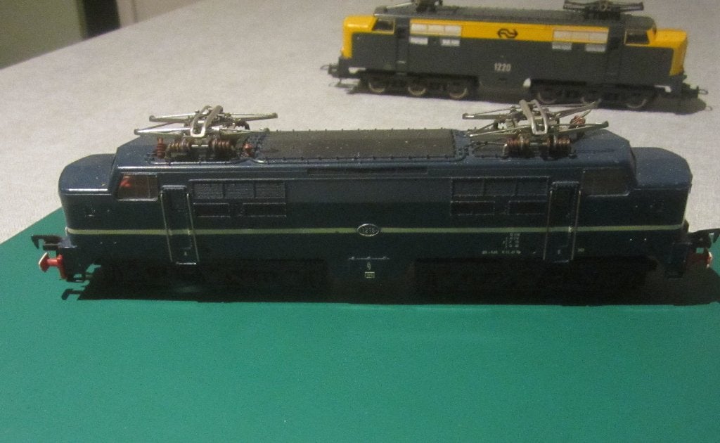 Locomotief  NS 1215  Fleischmann, Gebruikt, Fleischmann, Analoog, Ophalen of Verzenden