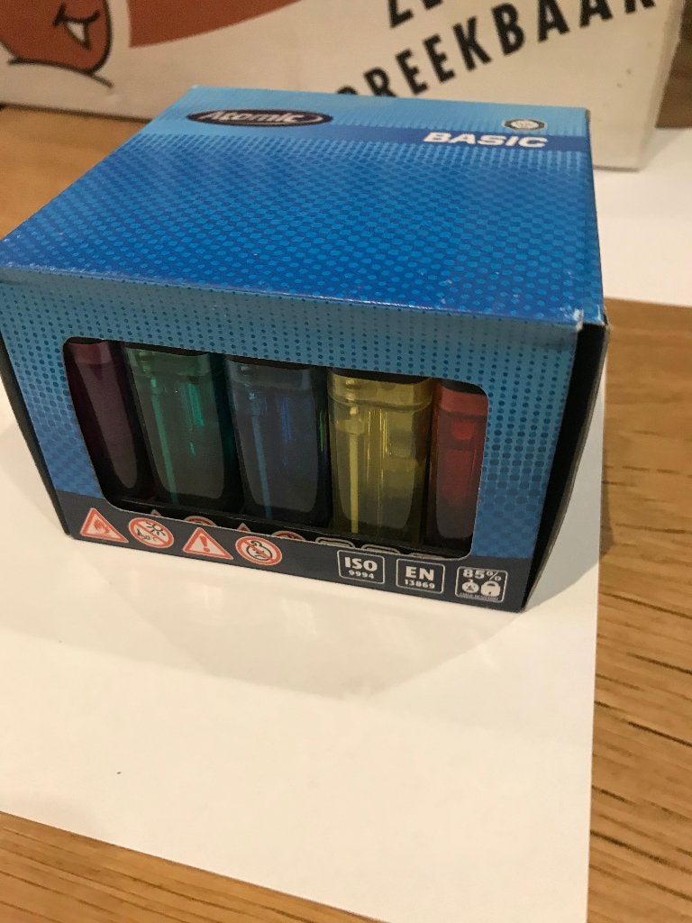 Nieuwe dozen aanstekers | Doos aanstekers met 50 stuks, Ophalen of Verzenden, Nieuw, Aansteker