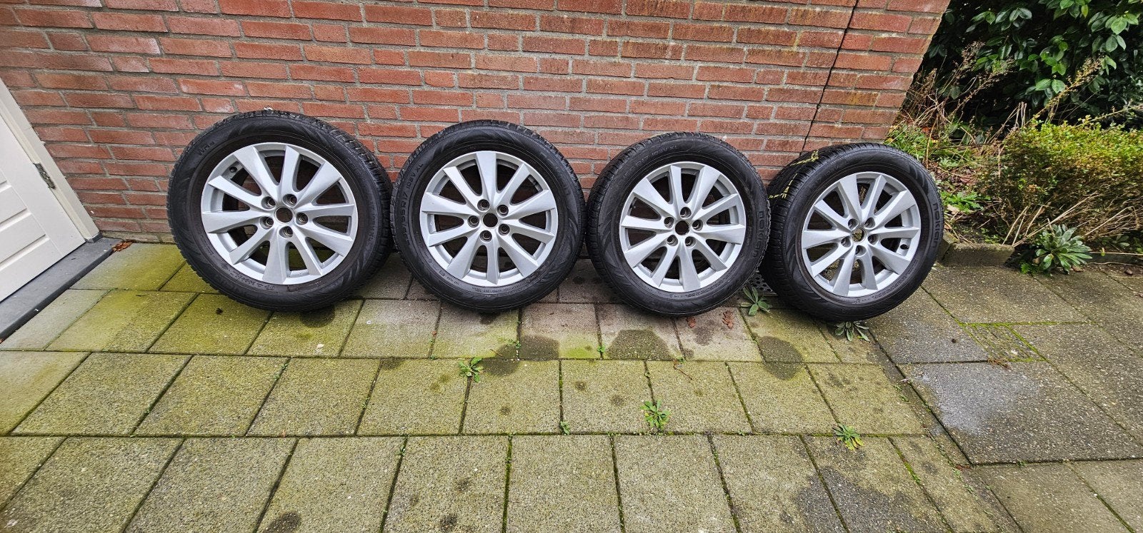Aluminium Velgen 4x  17 inch met Nokian winterbanden, Ophalen, Gebruikt