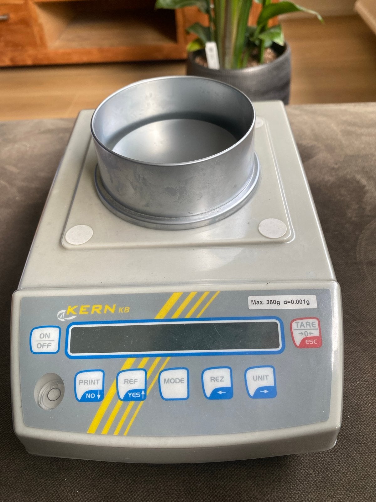 Kern KB 360-3N weegschaal, Ophalen of Verzenden, Zo goed als nieuw, Precisieweegschaal, Minder dan 50 kg