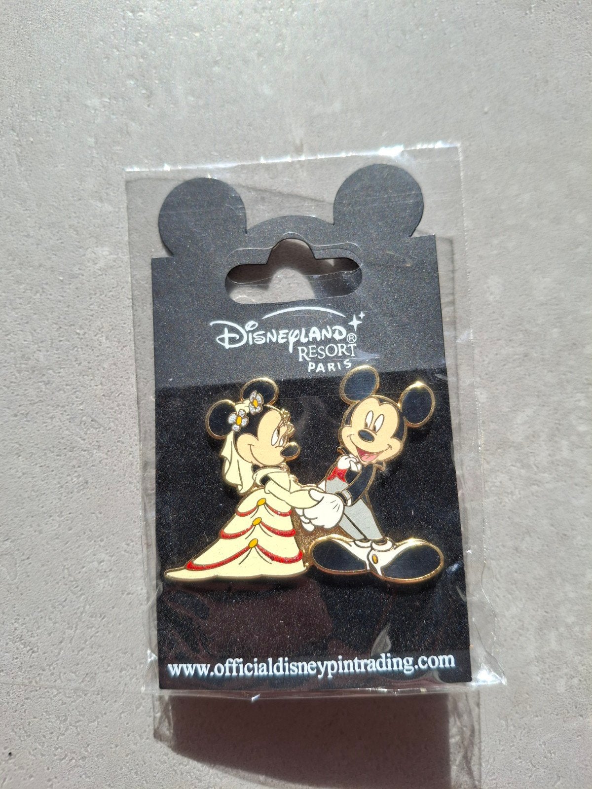 Disney Pin Mickey en Minnie Mouse Trouwpin Disneyland Parijs, Ophalen of Verzenden, Mickey Mouse, Nieuw, Overige typen