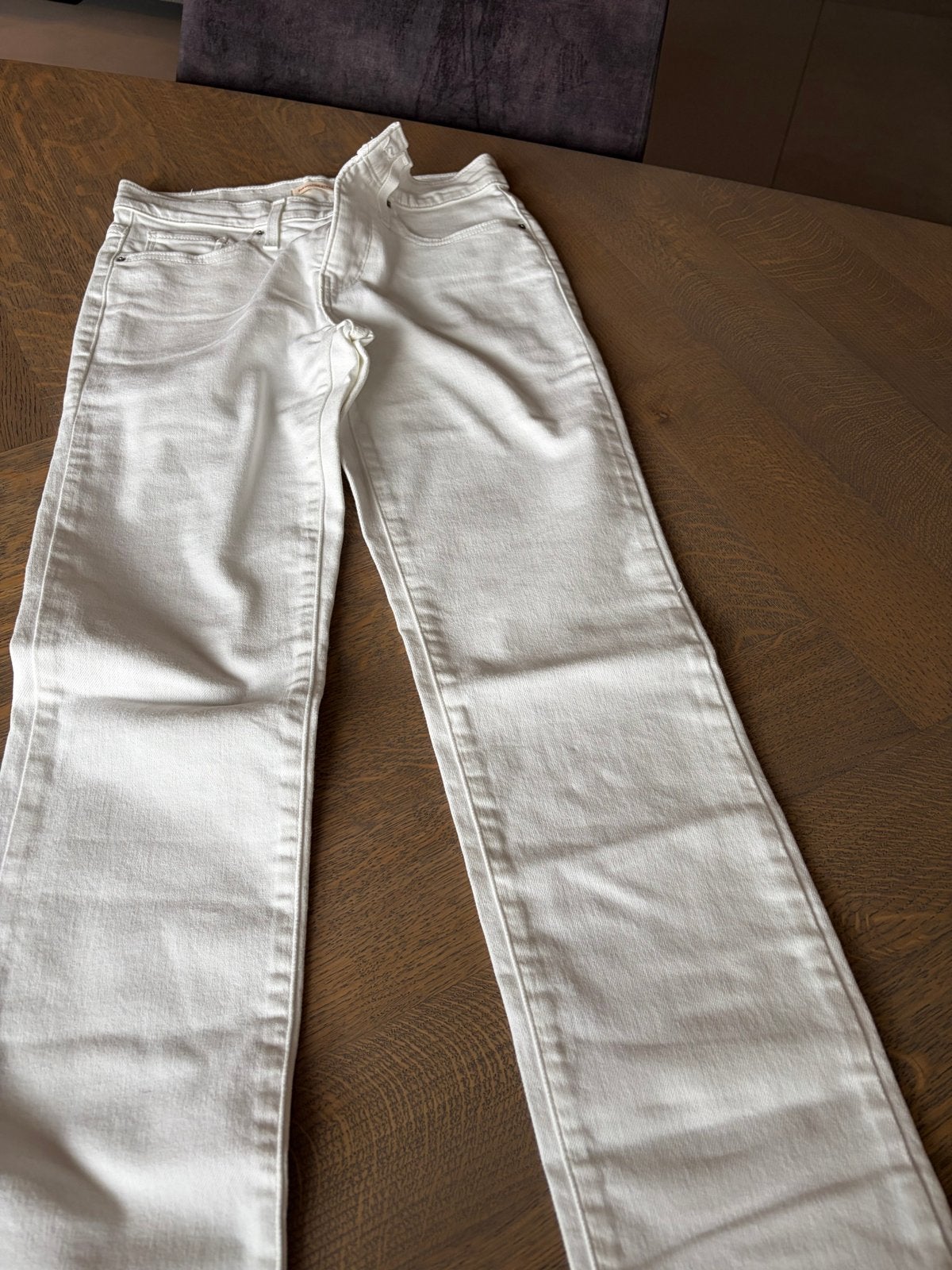 Levi's 314 Shaping Straight Jeans - Wit - Maat 28, Ophalen of Verzenden, Nieuw, Wit, W28 - W29 (confectie 36)