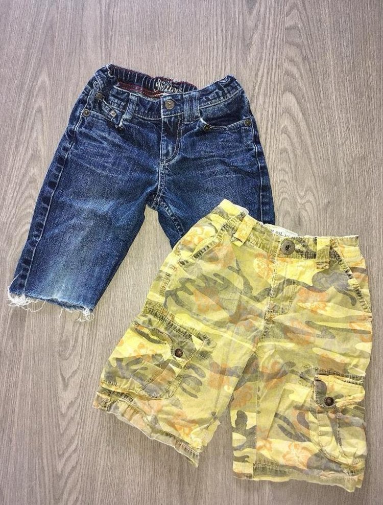 Setje van 2 x korte broek , maat 116, Ophalen of Verzenden, Gebruikt, Jongen, Broek