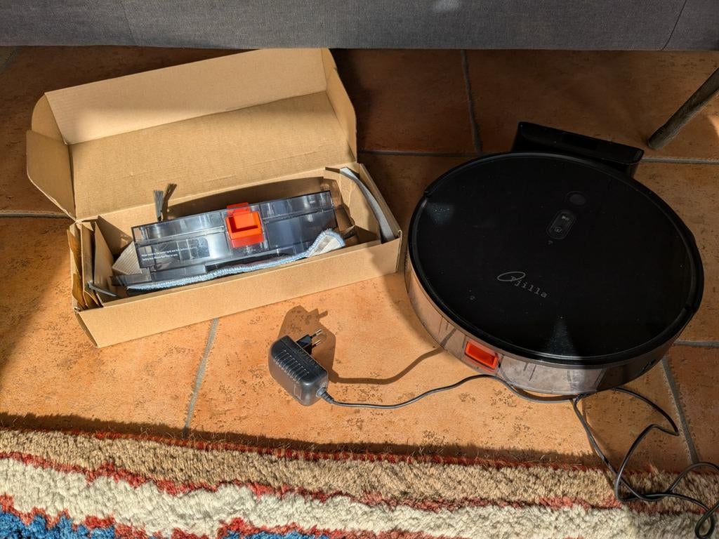 Tjilla c100 robotstofzuiger, Ophalen of Verzenden, Robotstofzuiger