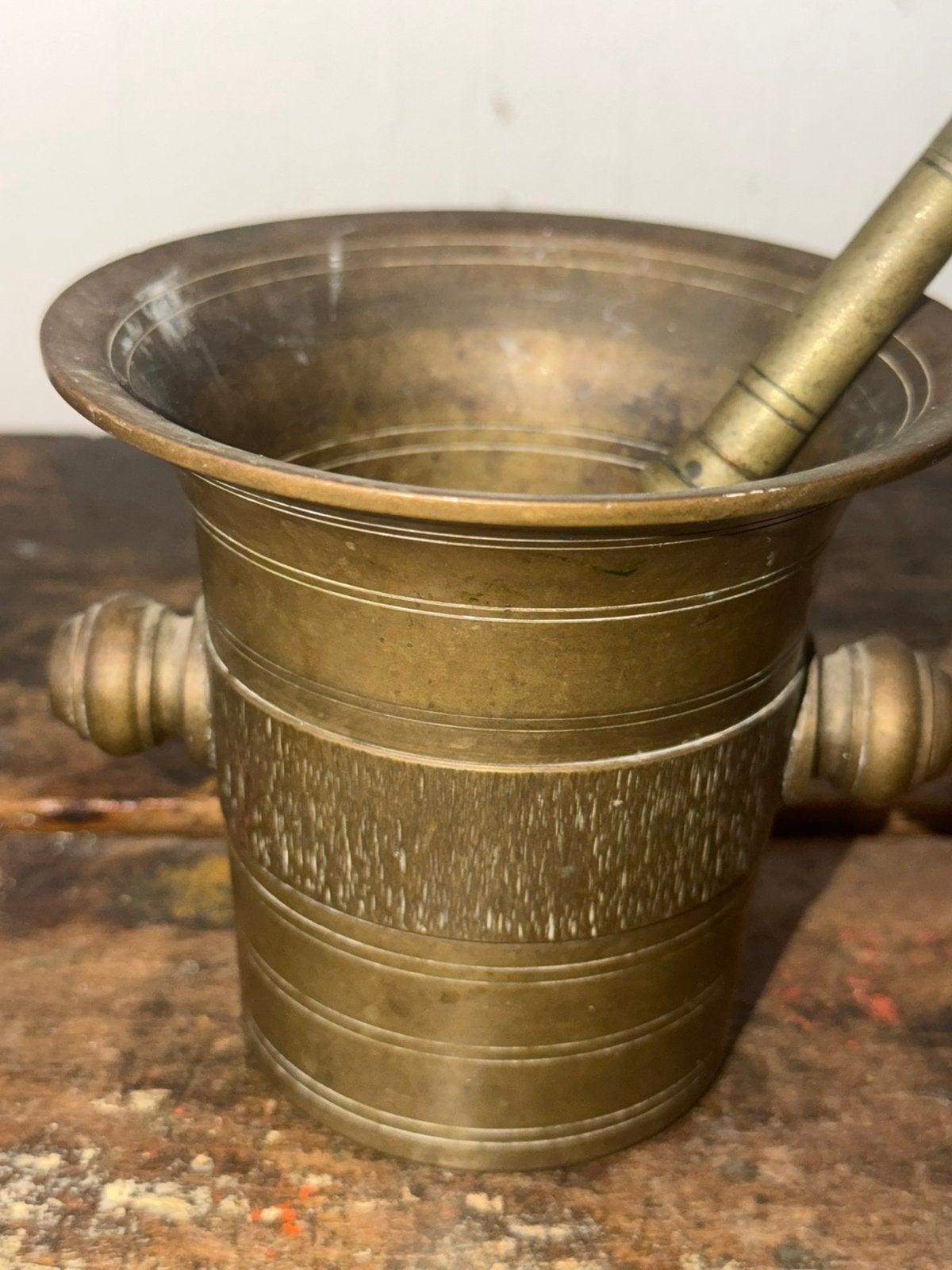 Antieke bronzen vijzel met stamper, Ophalen of Verzenden, Brons