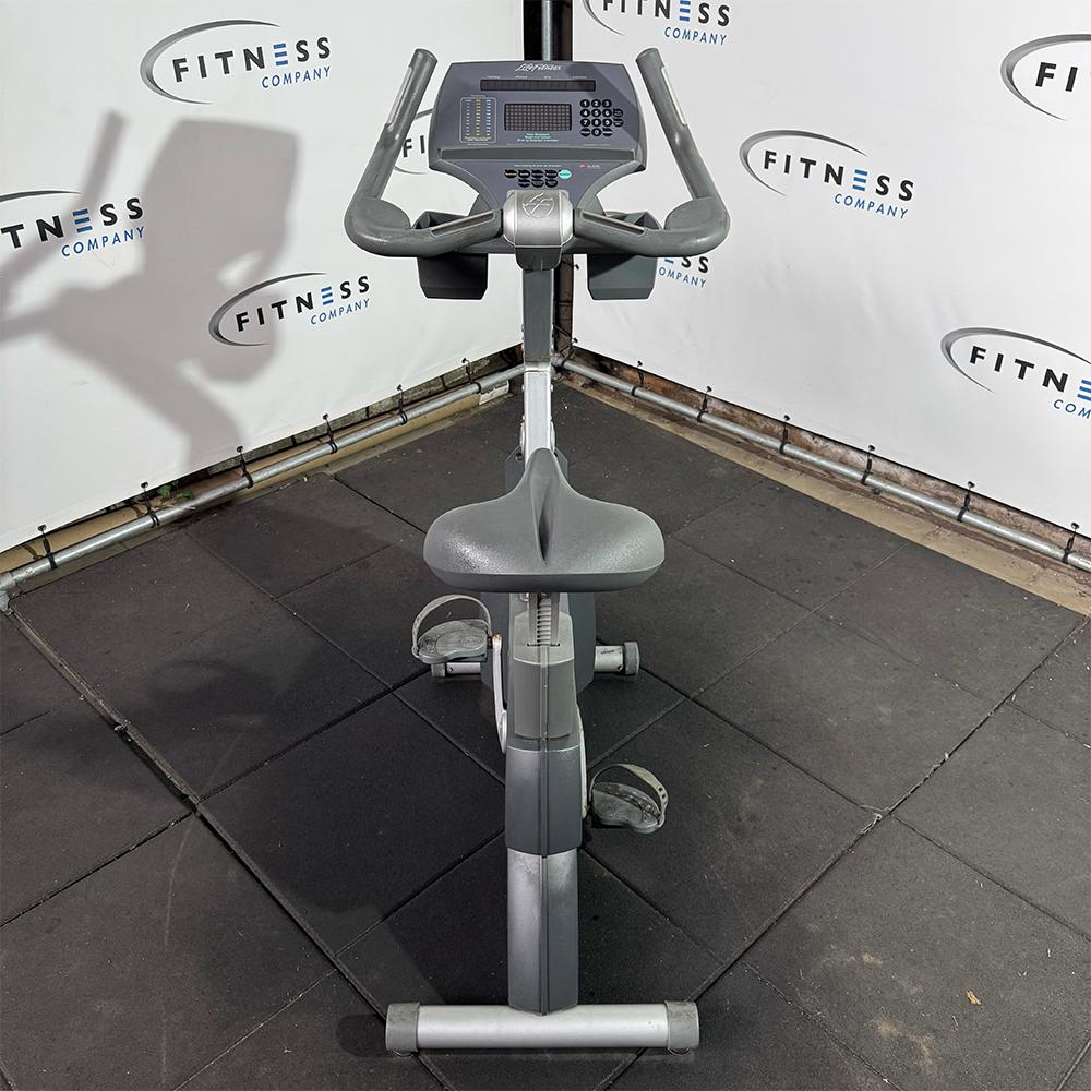 Life Fitness - Lifecycle - Upright Bike, Ophalen of Verzenden, Gebruikt, Benen, Overige typen