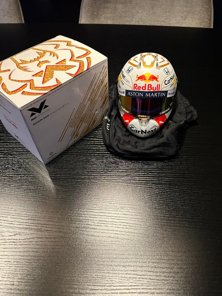 Max Verstappen helm 2020 1:2, Verzamelen, Automerken, Motoren en Formule 1, Ophalen of Verzenden, Zo goed als nieuw, Formule 1