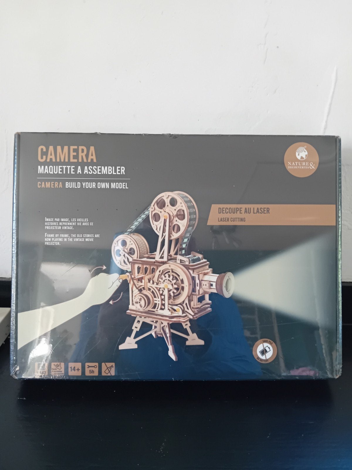 Houten Bouwpakket Vintage Camera - (Vitascope -Rokr), Ophalen of Verzenden, Nieuw, 1:50 tot 1:144