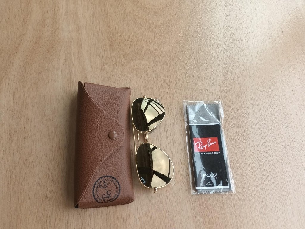 RAY BAN zonnebril gouden montuur  BIEDEN, Sieraden, Tassen en Uiterlijk, Zonnebrillen en Brillen | Heren, Zonnebril, Overige kleuren