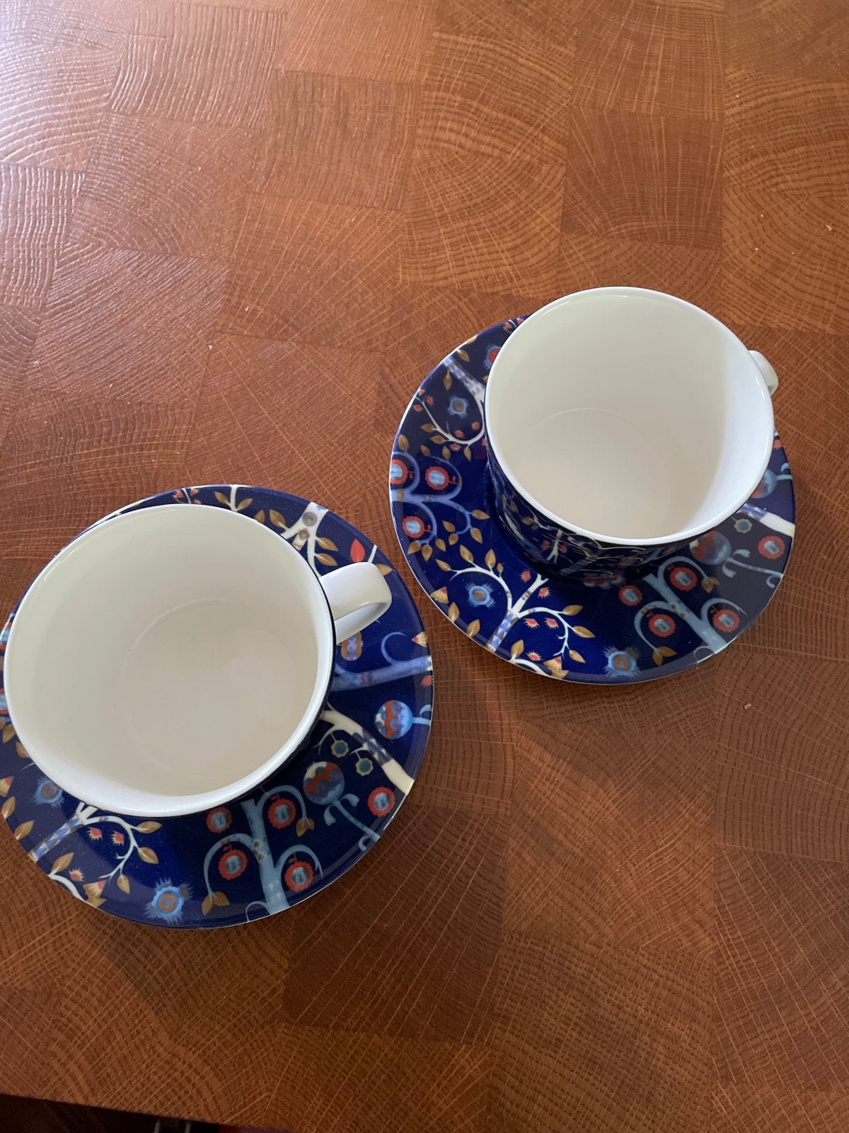 Iittala Taika Koppen en Schotels - 2 stuks, Overige merken, Keramiek, Ophalen of Verzenden, Zo goed als nieuw