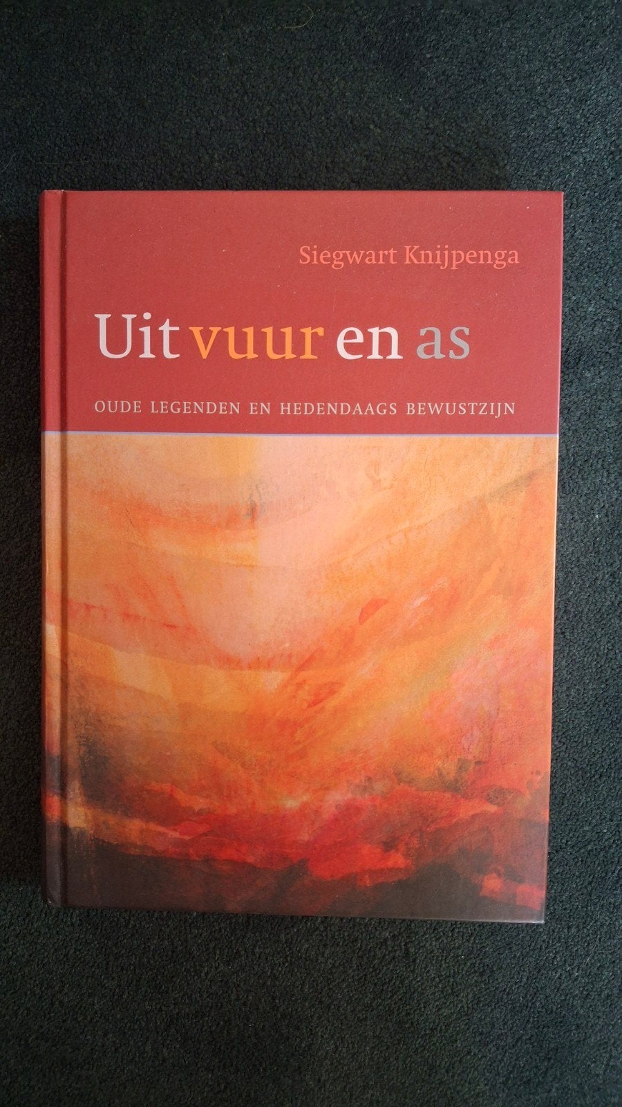 Uit vuur en as, Boeken, Ophalen of Verzenden, Nieuw