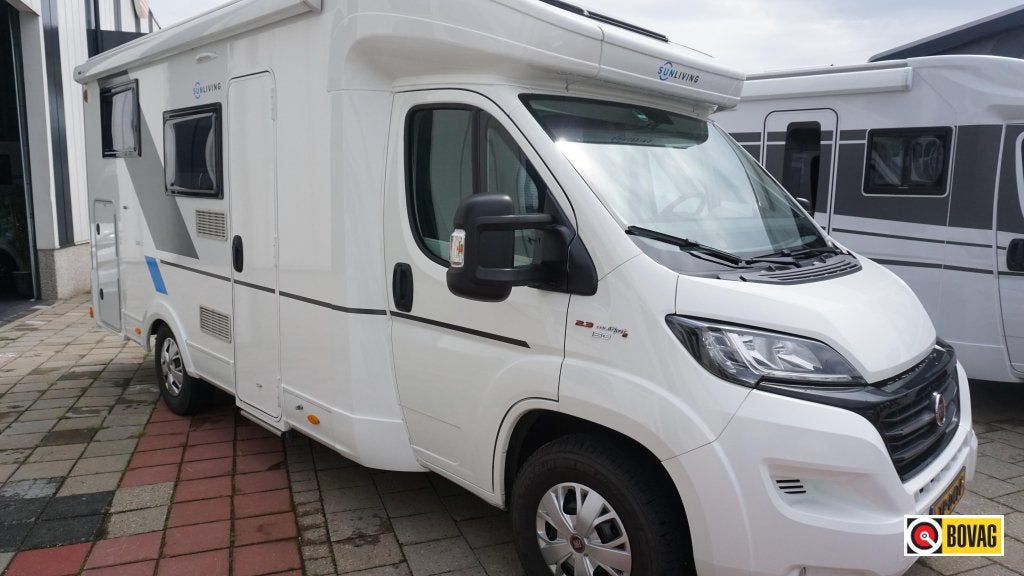 Caravans And Camping Sun