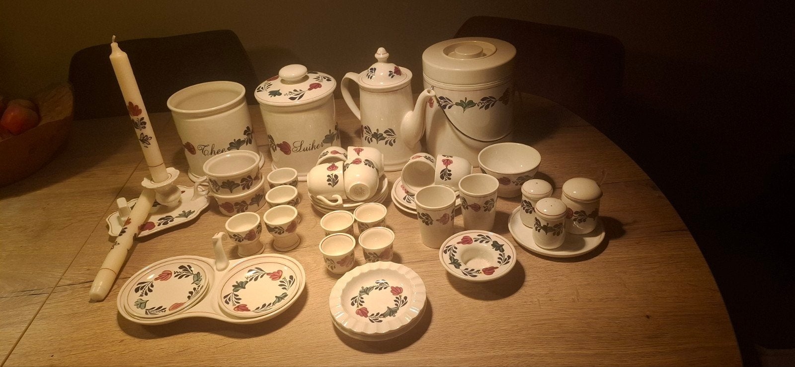 Uitgebreid Boerenbont servies - Diverse items, Huis en Inrichting, Gebruikt, Keramiek, Landelijk/Boerenbont, Ophalen of Verzenden